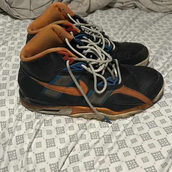 Nike Other - Nike Air 2020 SC Knicks High Sneakers - 10